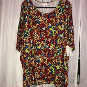 LULAROE Irma Shirt